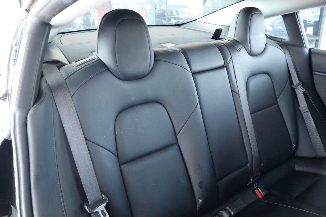 Tesla Model 3 Mid Range Battery RWD 2018