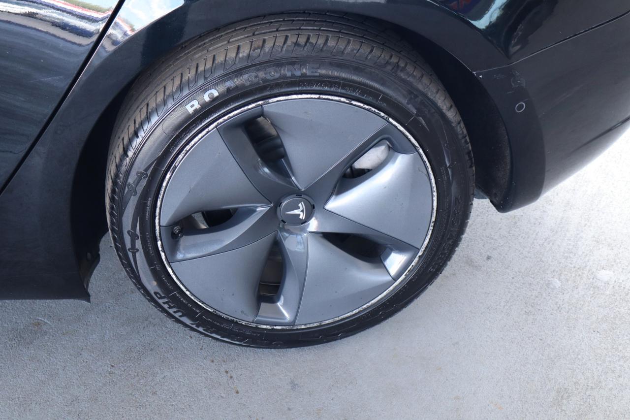 Tesla Model 3 Mid Range Battery RWD 2018