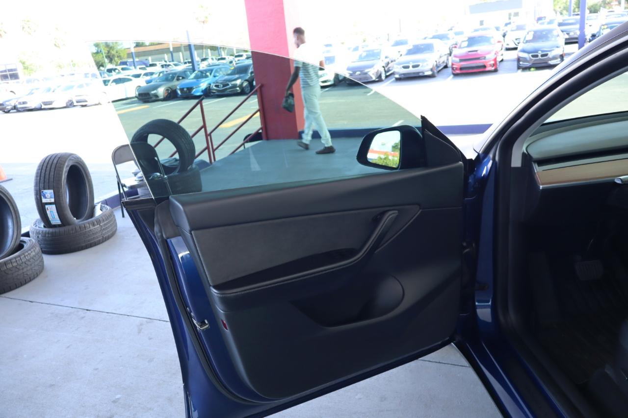 Tesla Model Y Long Range AWD 2021