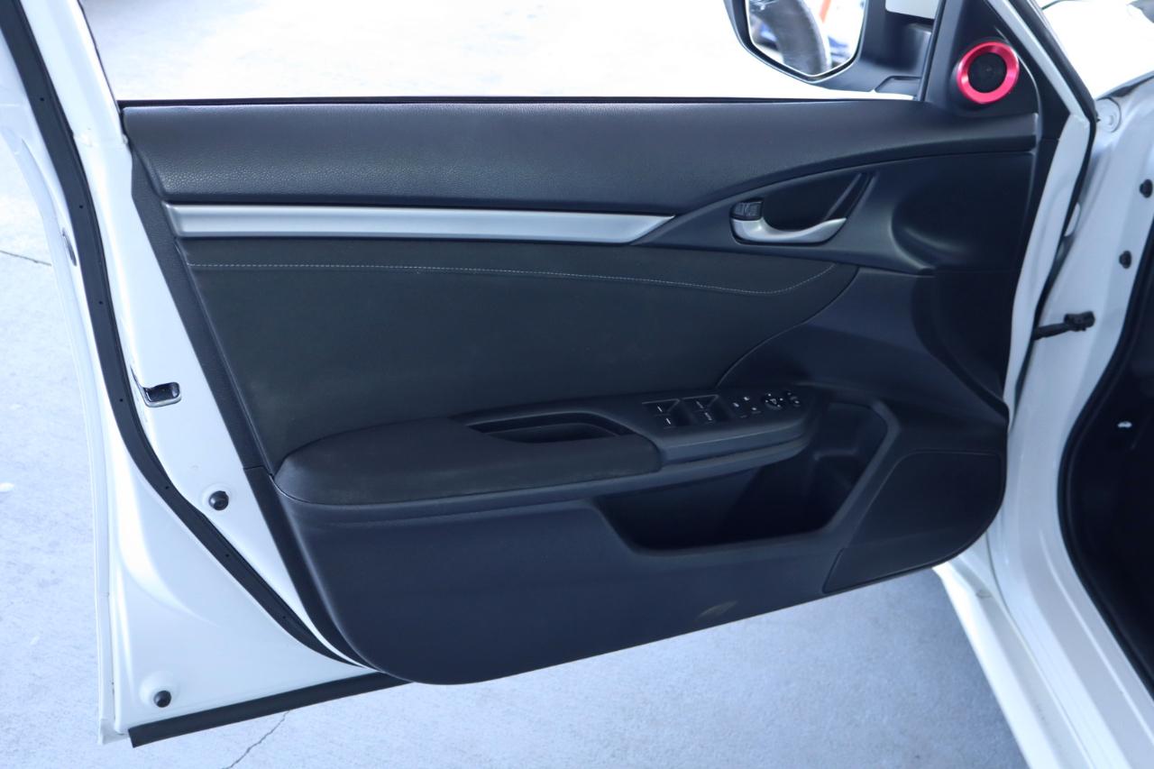 Honda Civic Hatchback EX CVT 2020