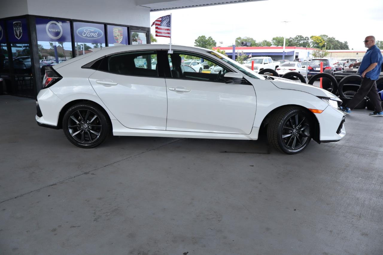 Honda Civic Hatchback EX CVT 2020