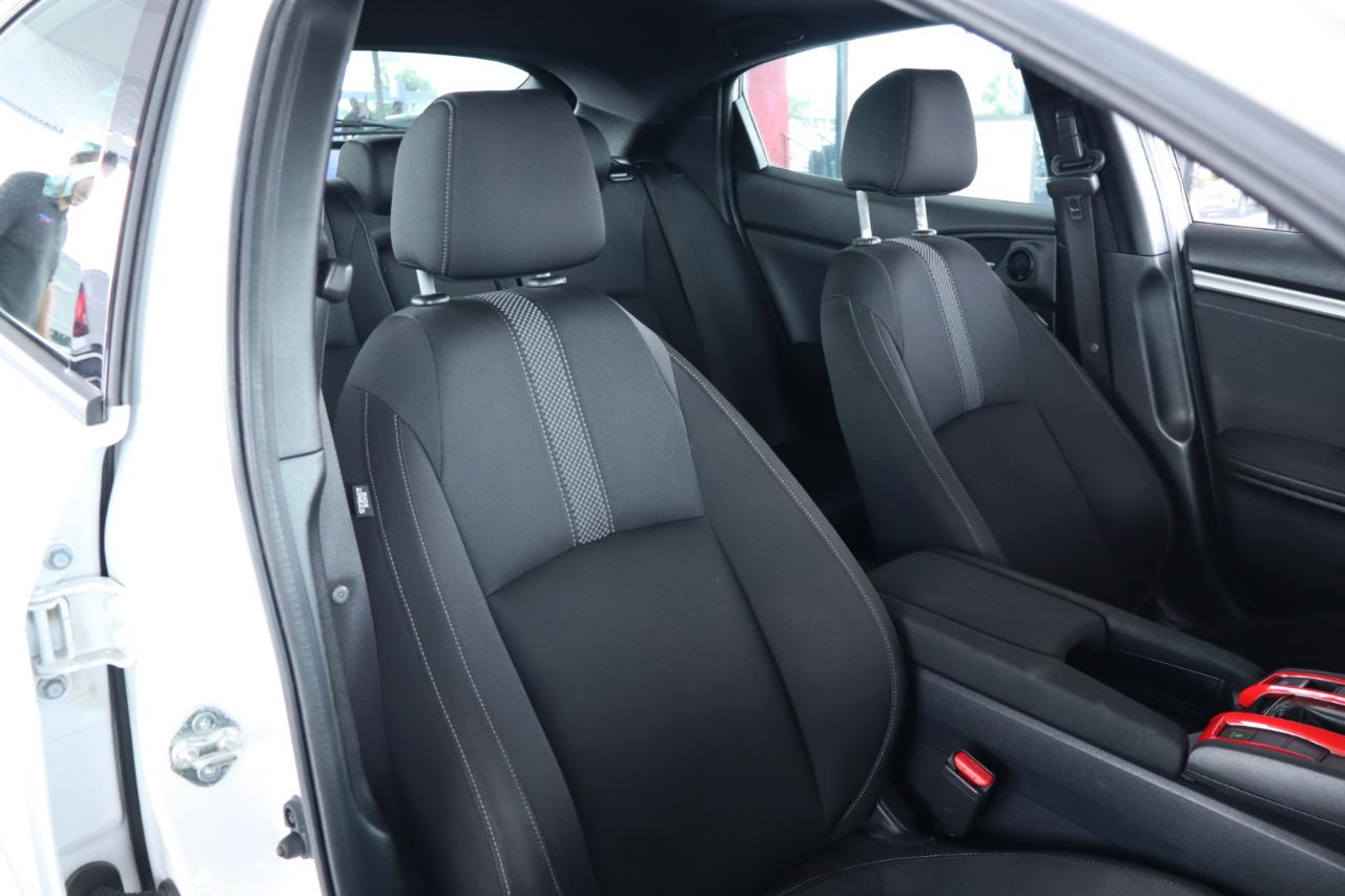Honda Civic Hatchback EX CVT 2020