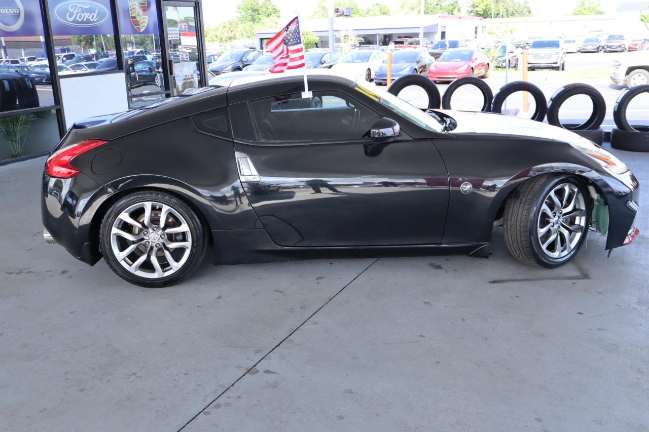 Nissan 370Z 2dr Cpe Manual 2014