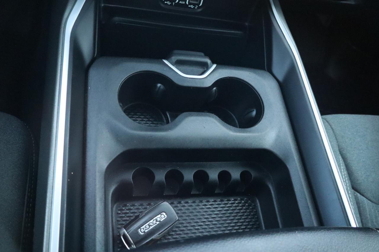 RAM 1500 Big Horn 4x4 Crew Cab 6'4" Box 2020