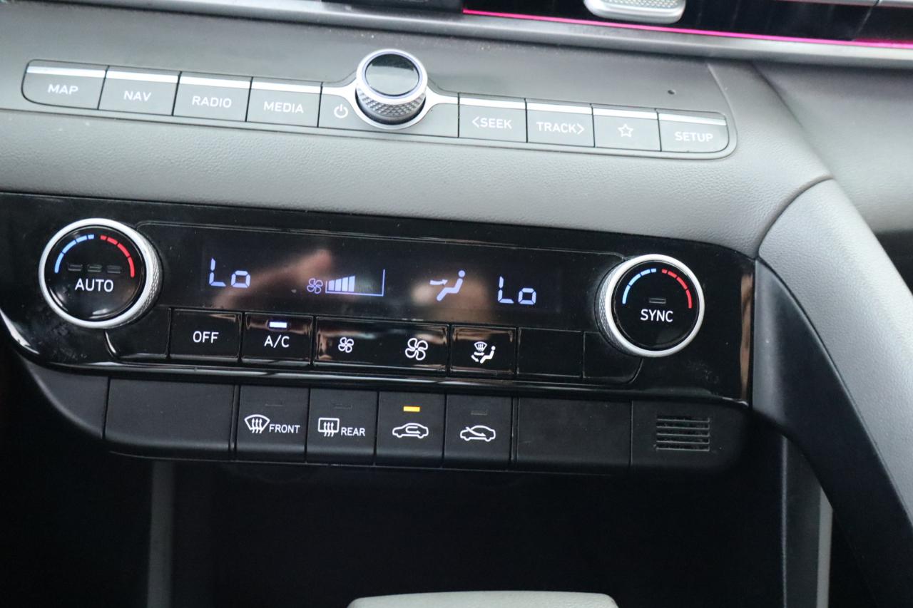 Hyundai Elantra SEL IVT 2024