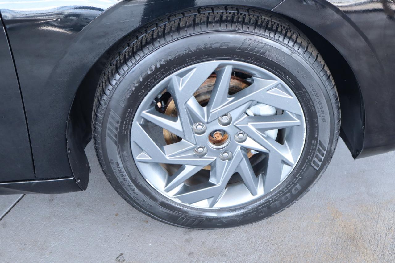 Hyundai Elantra SEL IVT 2024