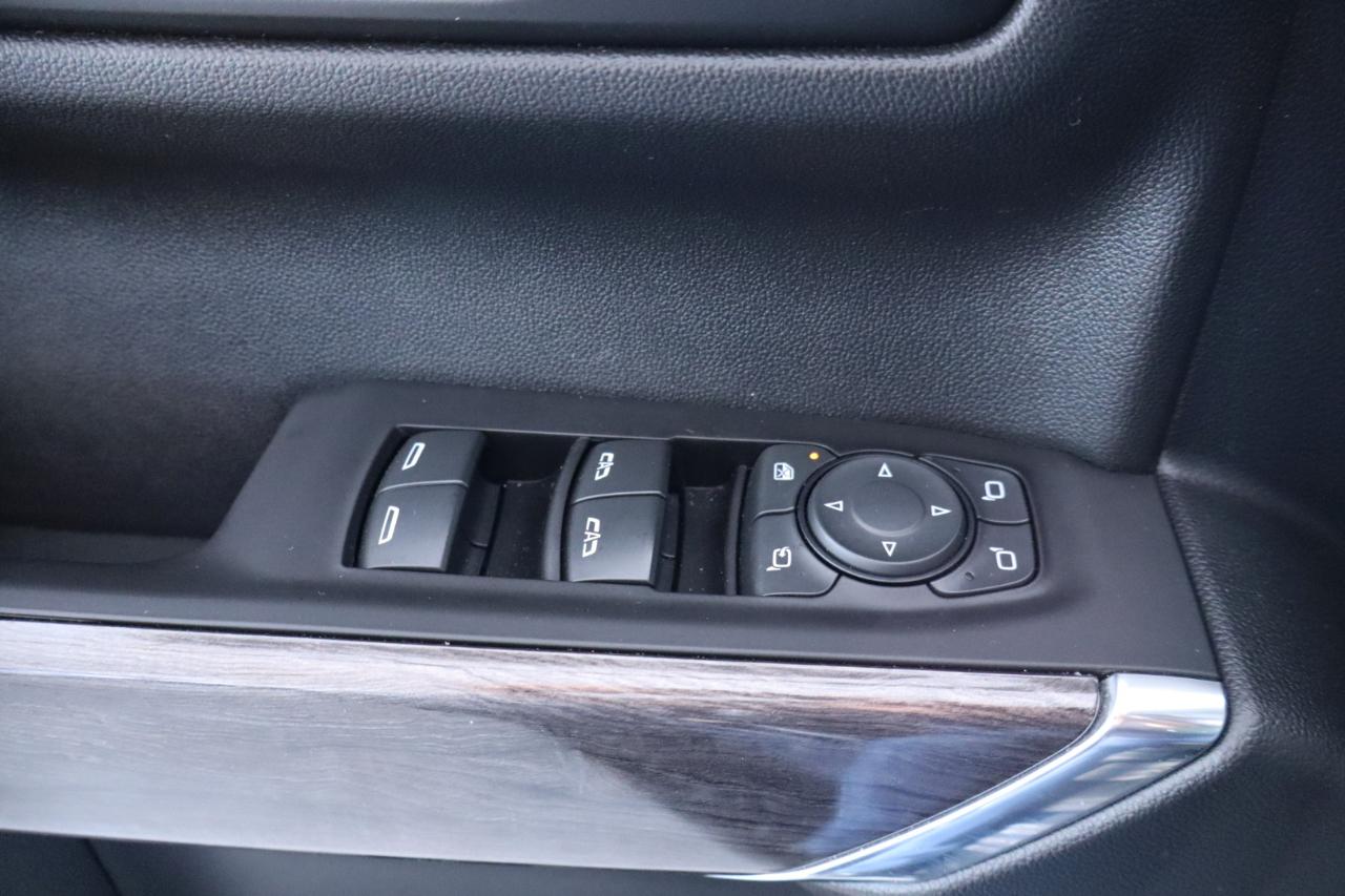 Chevrolet Silverado 1500 4WD Crew Cab 147" LTZ 2021