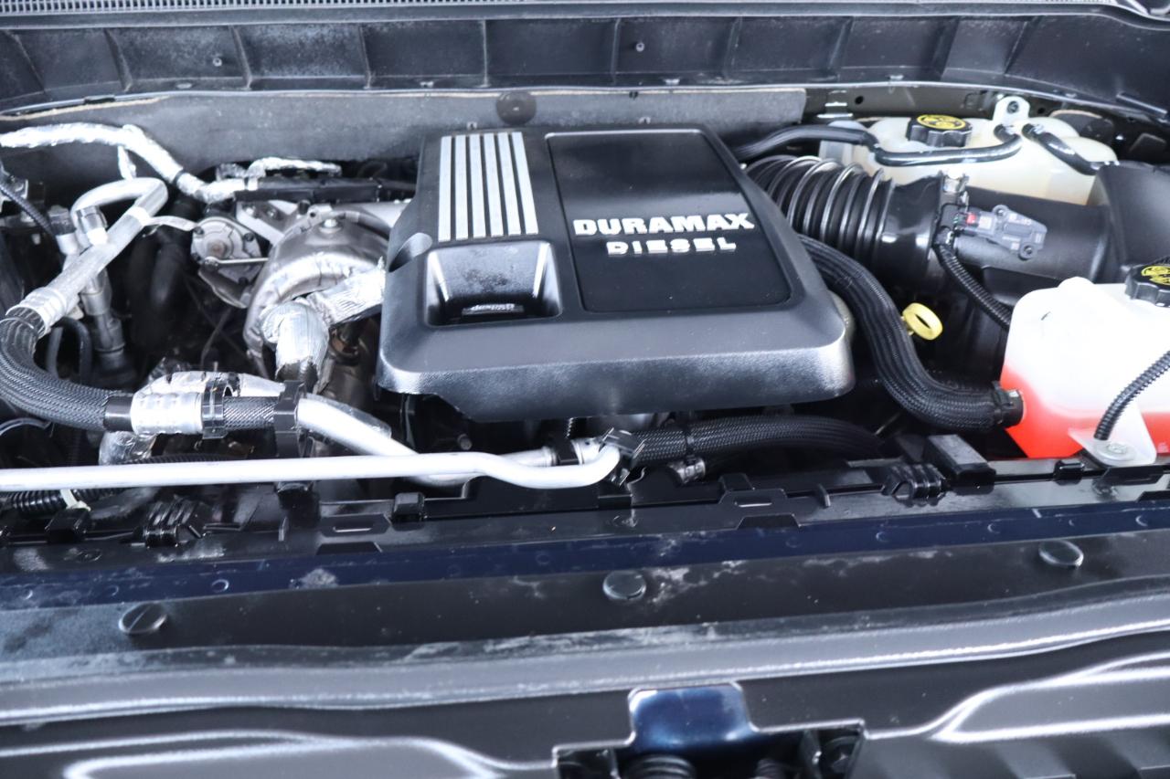 Chevrolet Silverado 1500 4WD Crew Cab 147" LTZ 2021