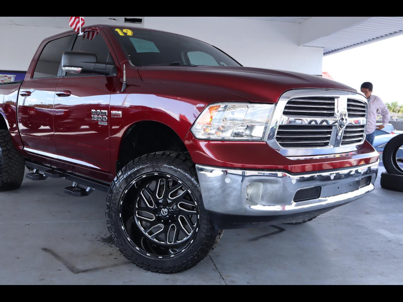 RAM 1500 Classic Big Horn 4x2 Crew Cab 5'7" Box 2019
