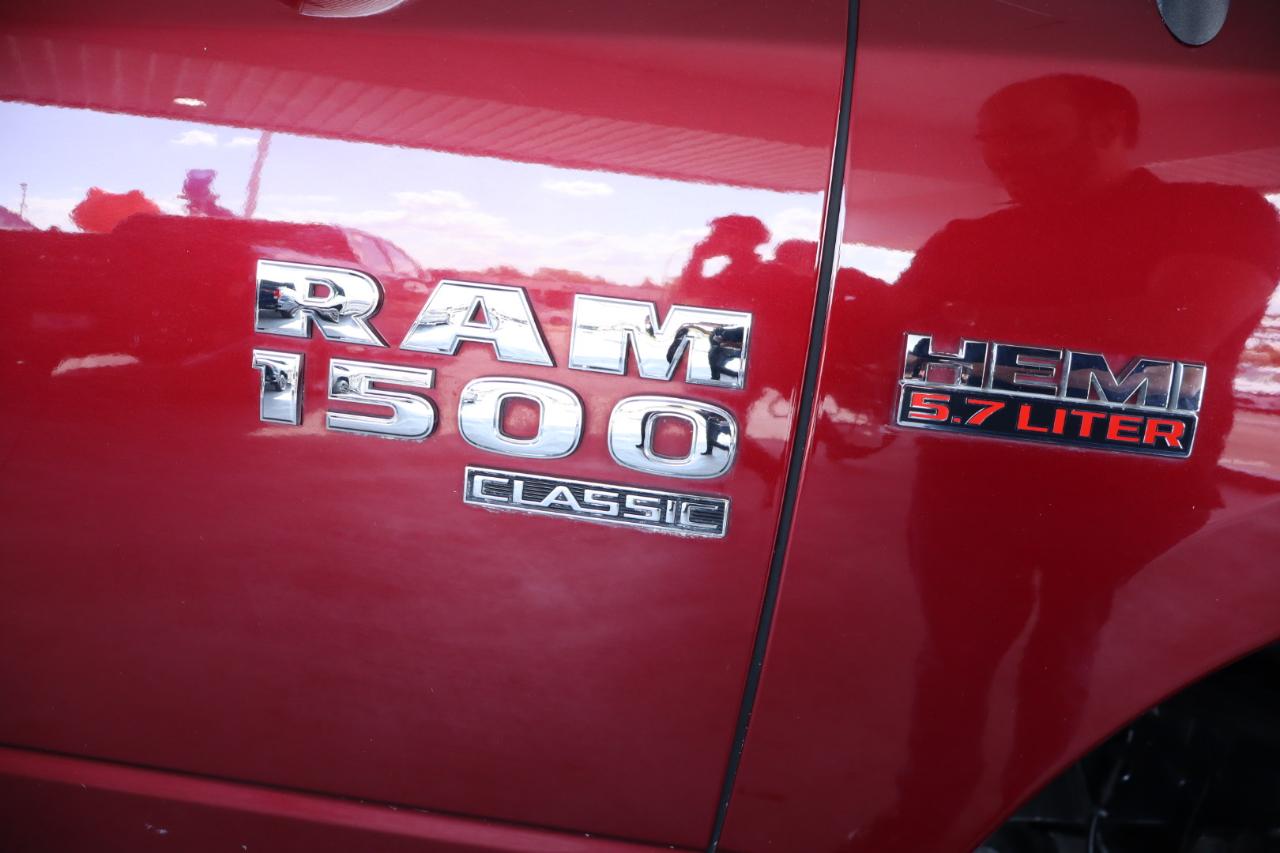 RAM 1500 Classic Big Horn 4x2 Crew Cab 5'7" Box 2019