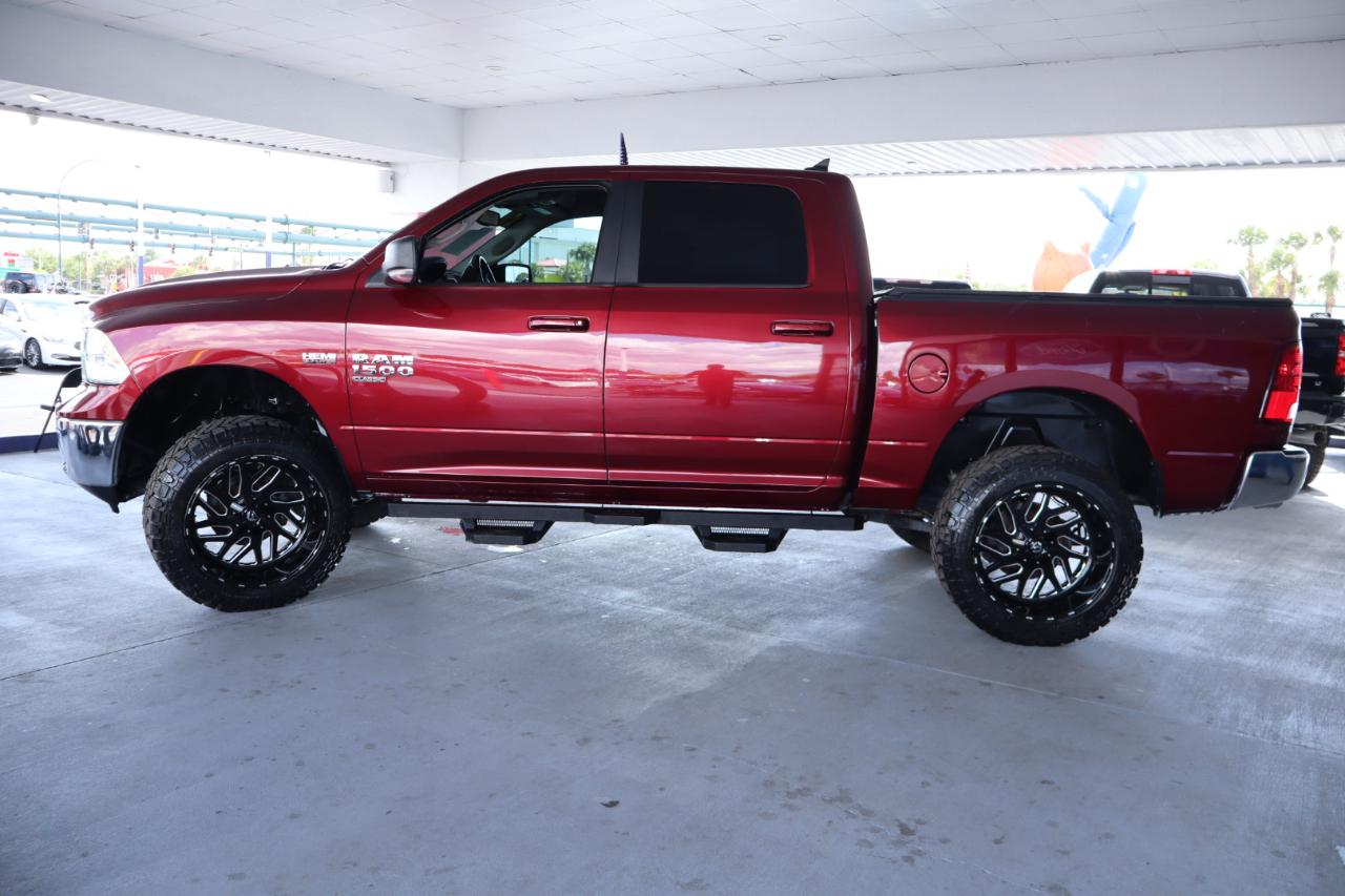 RAM 1500 Classic Big Horn 4x2 Crew Cab 5'7" Box 2019