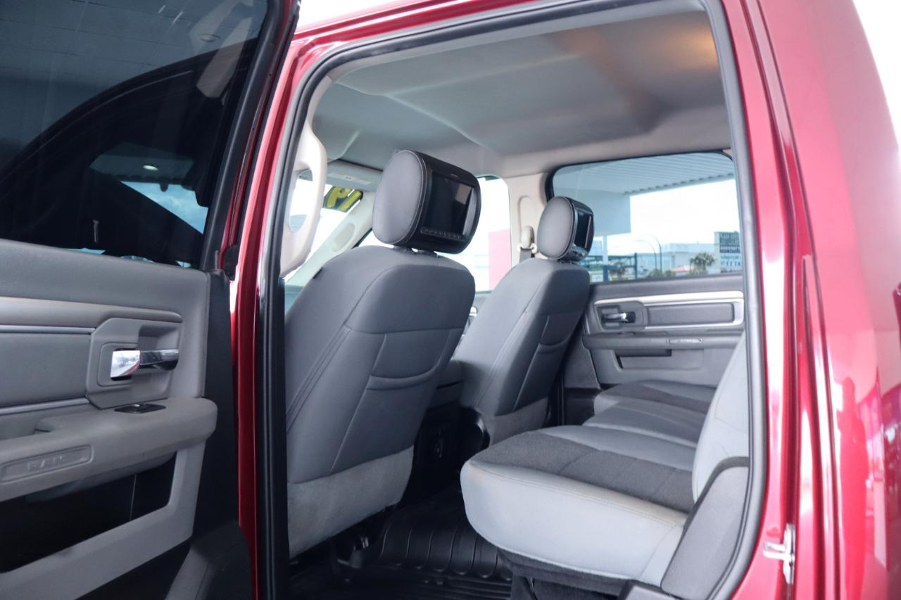 RAM 1500 Classic Big Horn 4x2 Crew Cab 5'7" Box 2019