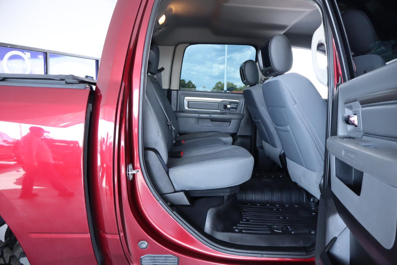 RAM 1500 Classic Big Horn 4x2 Crew Cab 5'7" Box 2019