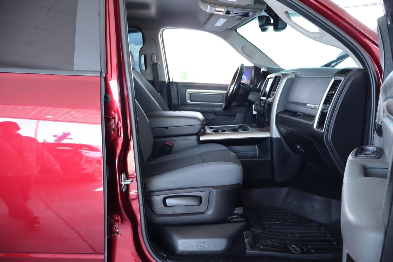 RAM 1500 Classic Big Horn 4x2 Crew Cab 5'7" Box 2019