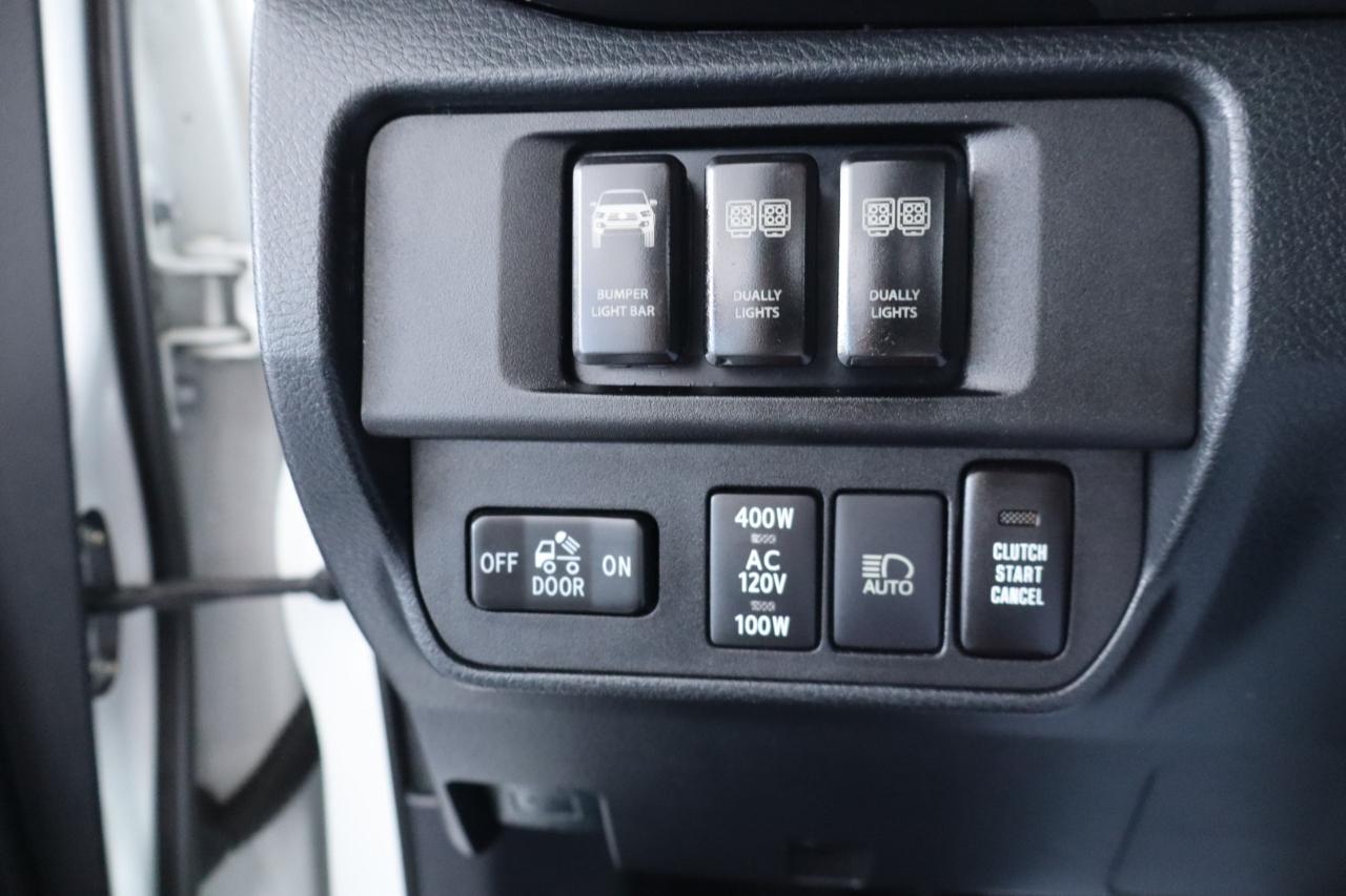 Toyota Tacoma 4WD TRD Off Road Double Cab 5' Bed V6 MT (Natl) 2019