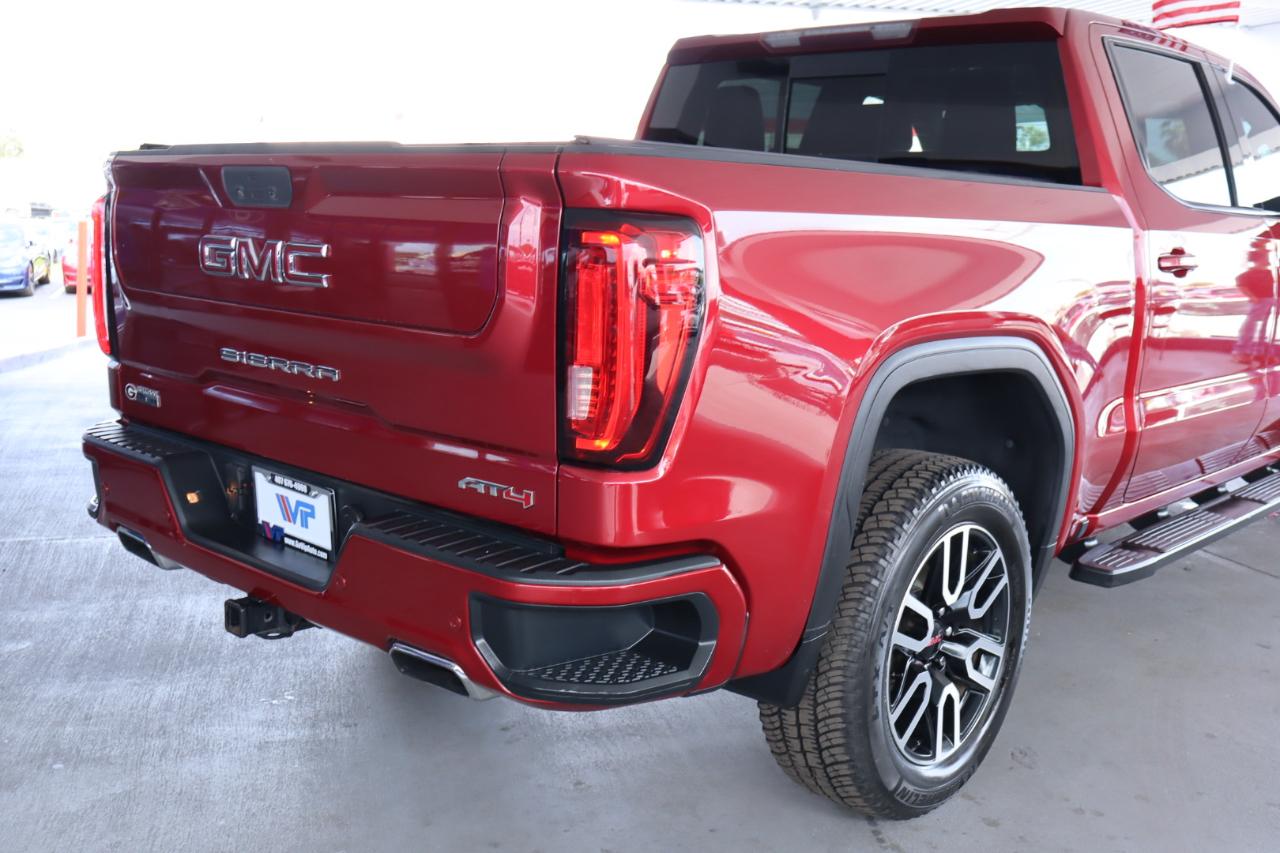 GMC Sierra 1500 4WD Crew Cab 147" AT4 2019