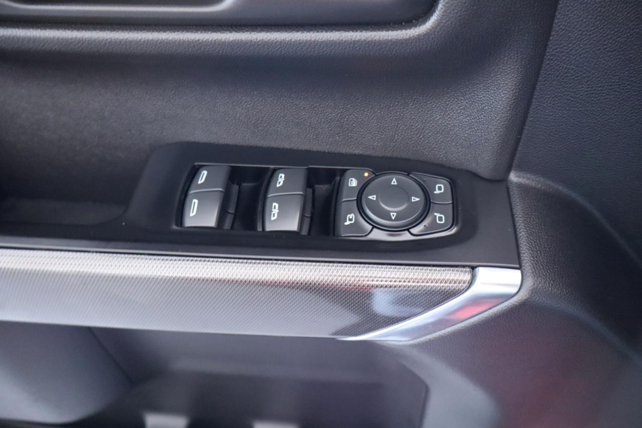 GMC Sierra 1500 4WD Crew Cab 147" AT4 2019