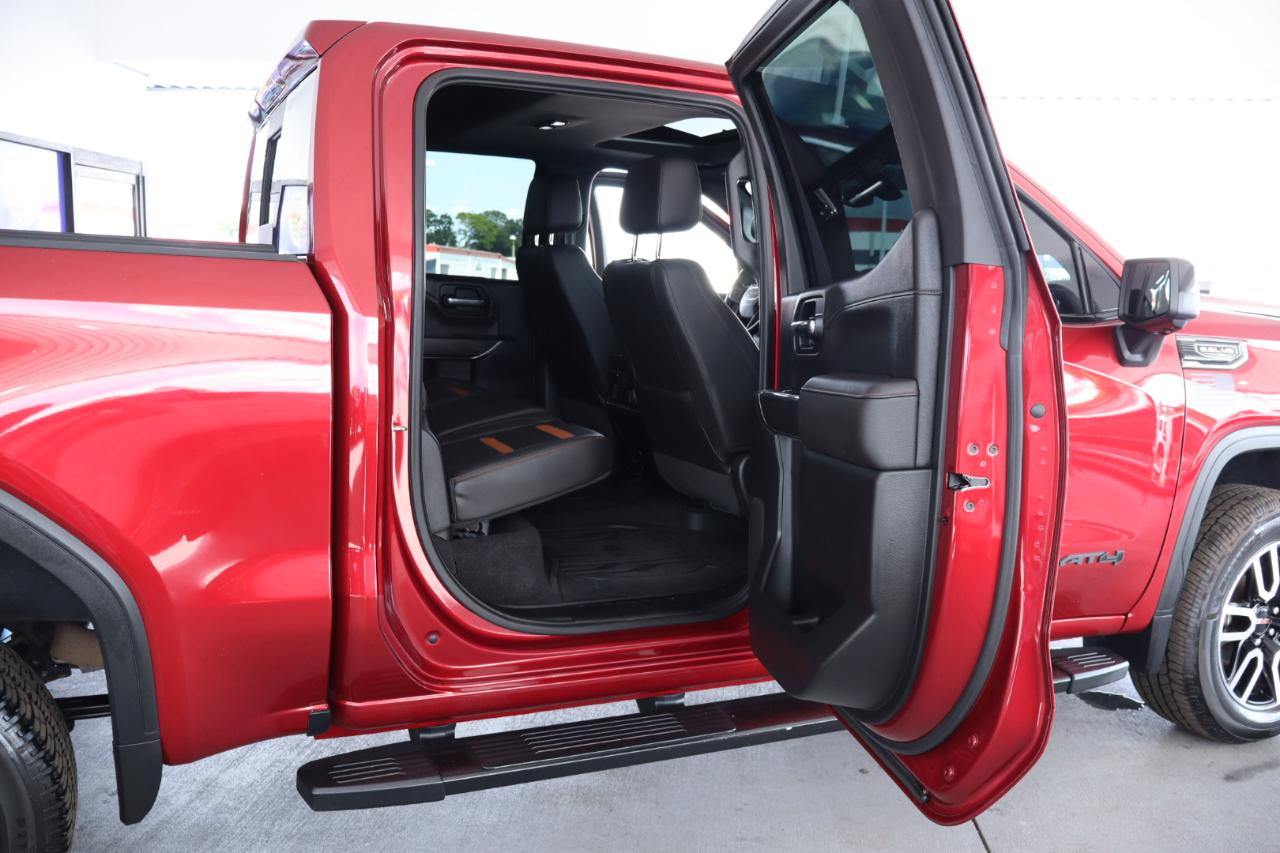 GMC Sierra 1500 4WD Crew Cab 147" AT4 2019