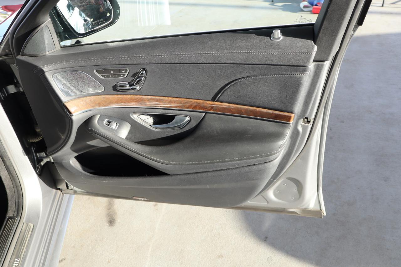 Mercedes-Benz S-Class 4dr Sdn S 550 4MATIC 2015