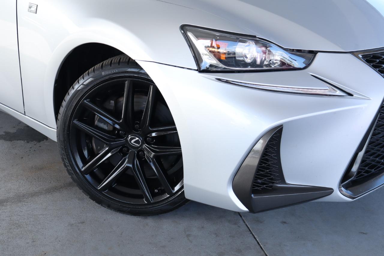 Lexus IS IS 350 RWD 2017