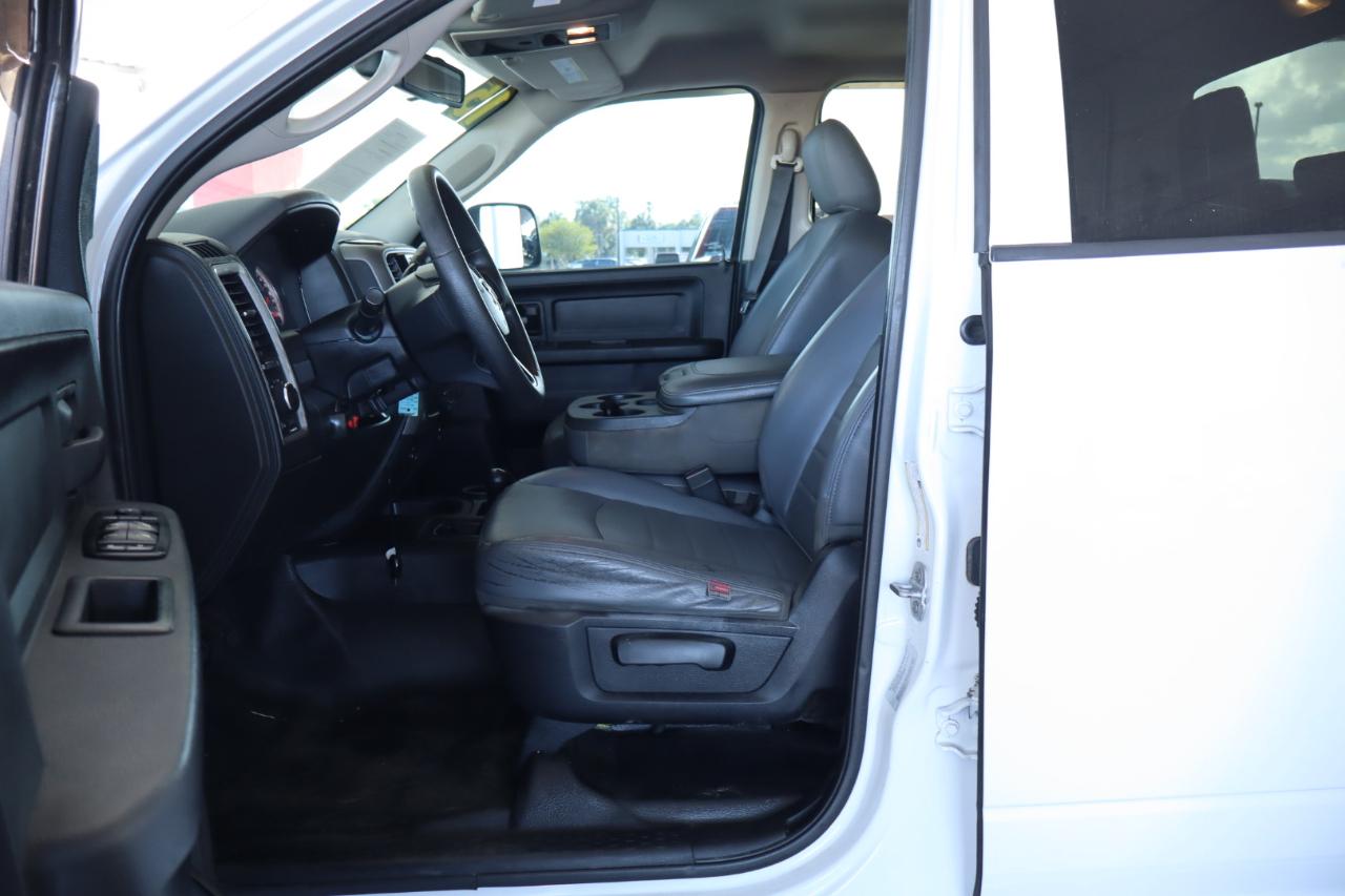 RAM 3500 4WD Crew Cab 149" Tradesman 2015