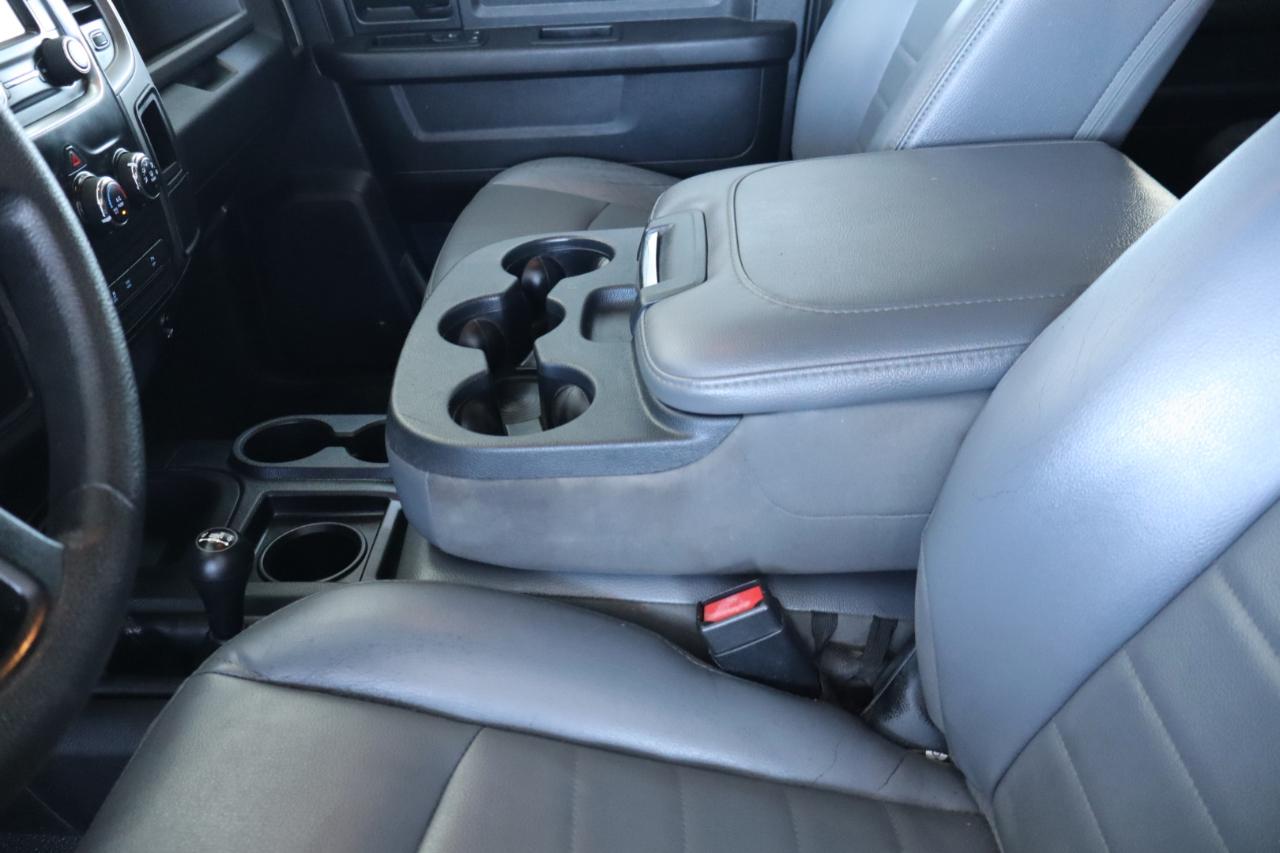 RAM 3500 4WD Crew Cab 149" Tradesman 2015