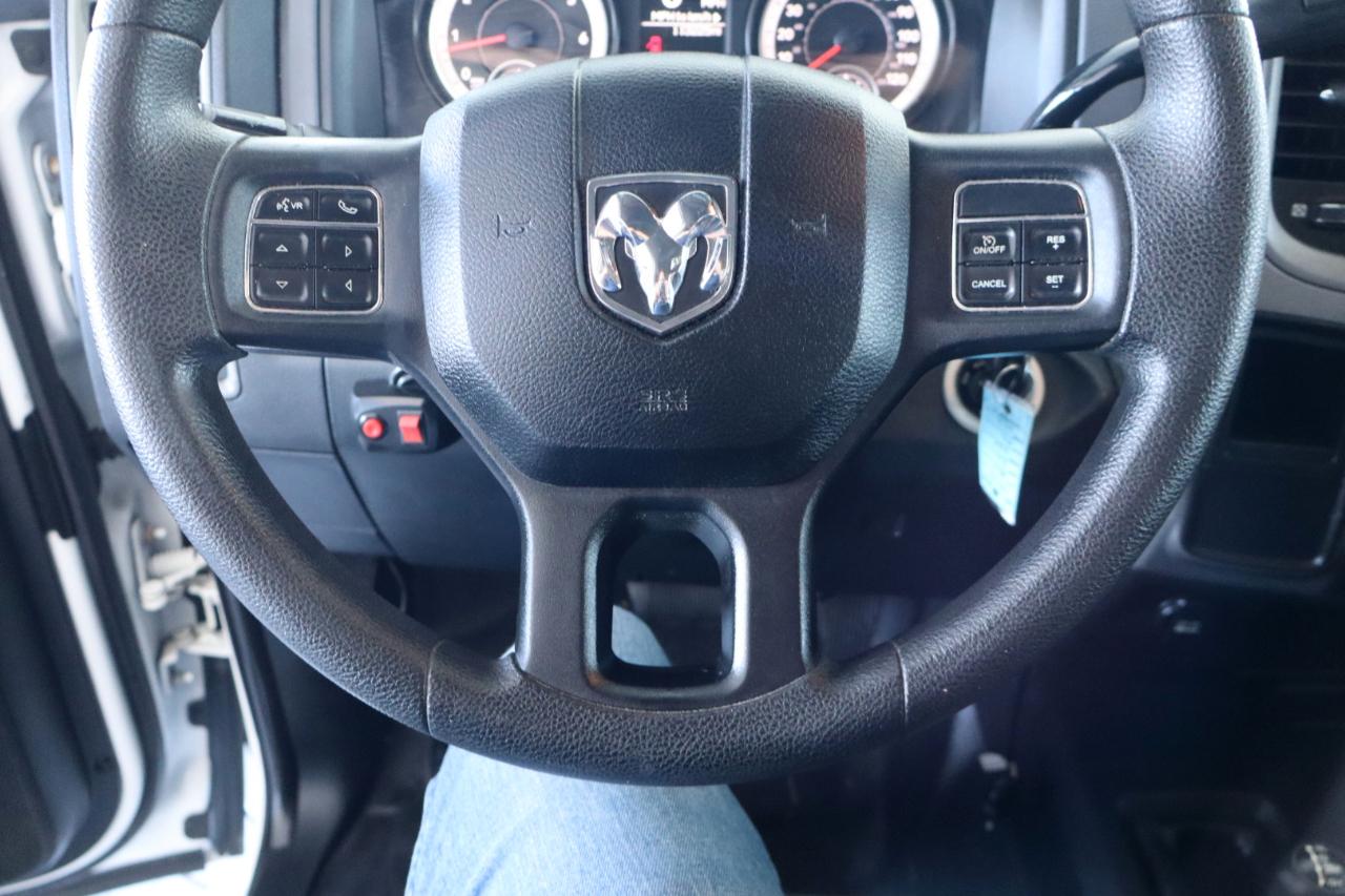 RAM 3500 4WD Crew Cab 149" Tradesman 2015