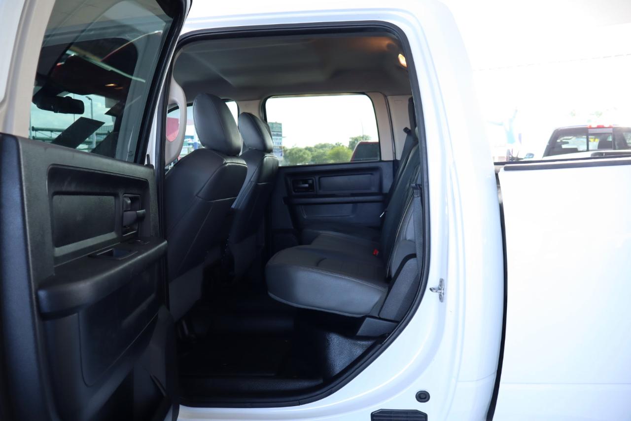 RAM 3500 4WD Crew Cab 149" Tradesman 2015