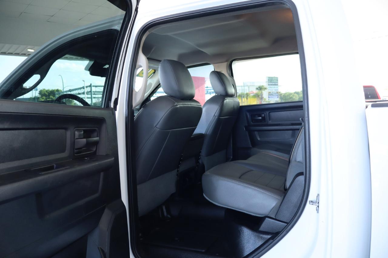 RAM 3500 4WD Crew Cab 149" Tradesman 2015