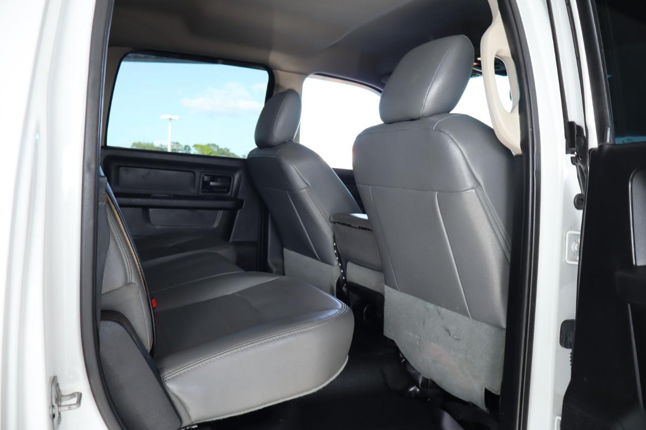 RAM 3500 4WD Crew Cab 149" Tradesman 2015