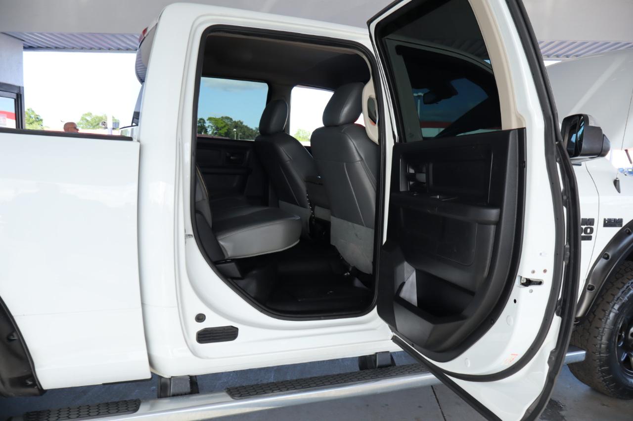 RAM 3500 4WD Crew Cab 149" Tradesman 2015