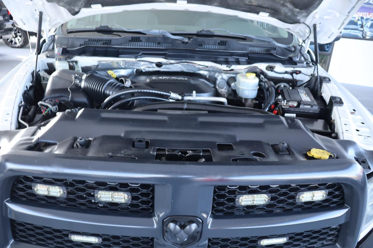 RAM 3500 4WD Crew Cab 149" Tradesman 2015