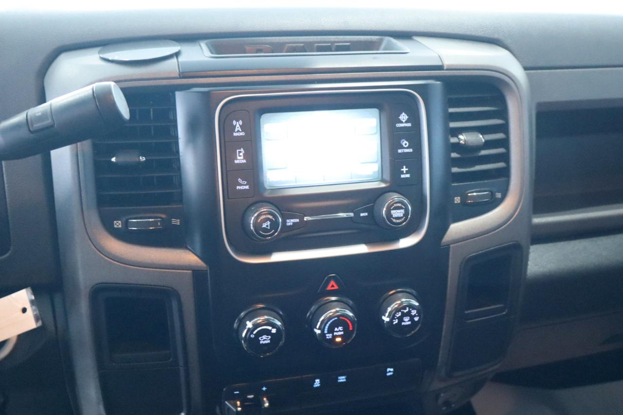 RAM 3500 4WD Crew Cab 149" Tradesman 2015