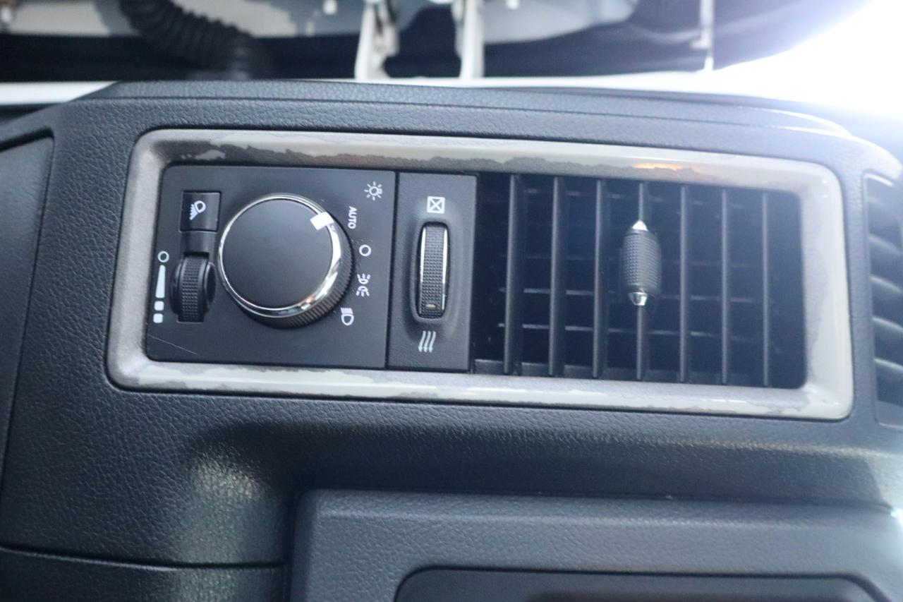 RAM 3500 4WD Crew Cab 149" Tradesman 2015