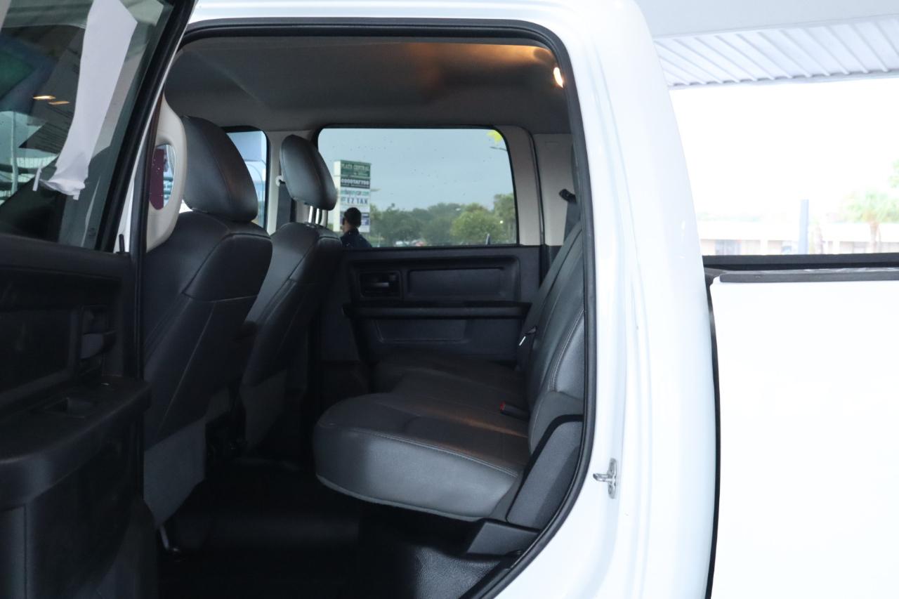 RAM 3500 4WD Crew Cab 149" Tradesman 2015