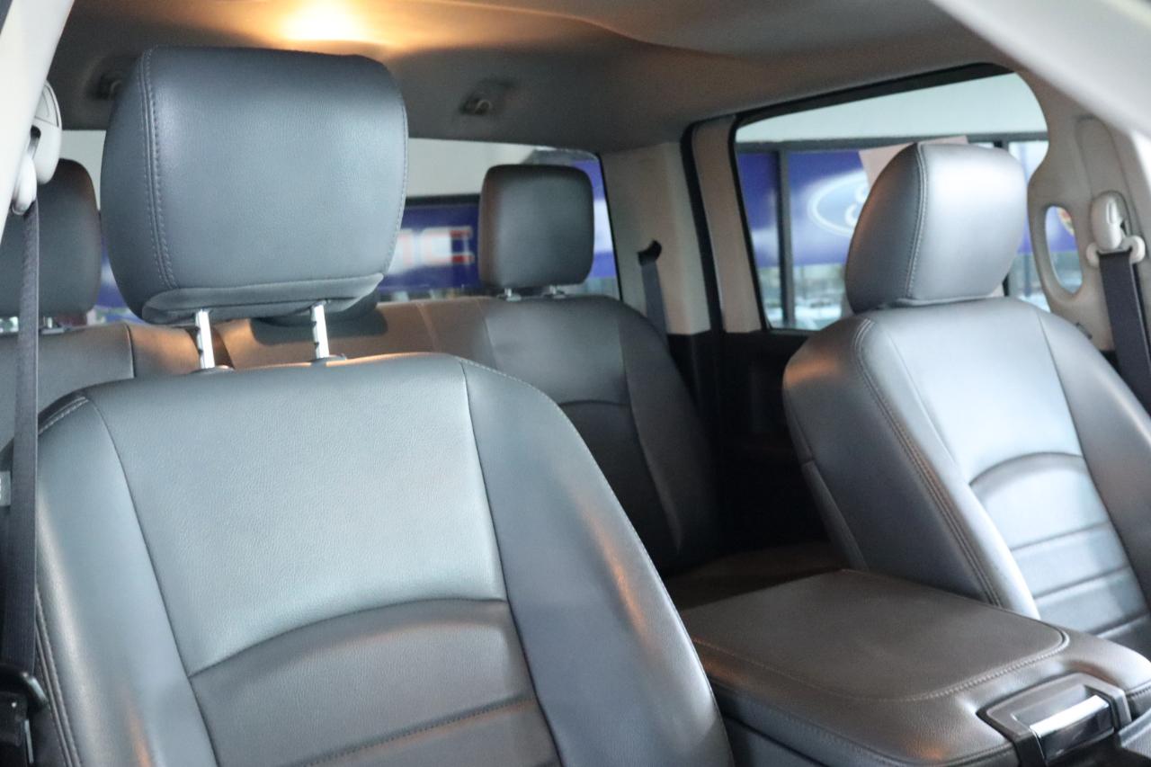 RAM 3500 4WD Crew Cab 149" Tradesman 2015