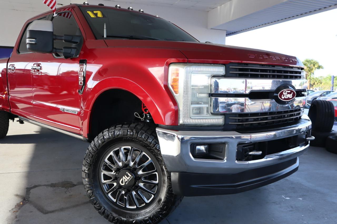 Ford Super Duty F-350 DRW King Ranch 4WD Crew Cab 8' Box 2017