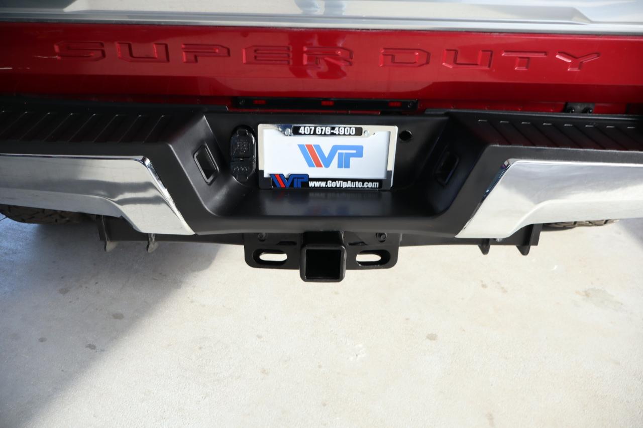 Ford Super Duty F-350 DRW King Ranch 4WD Crew Cab 8' Box 2017