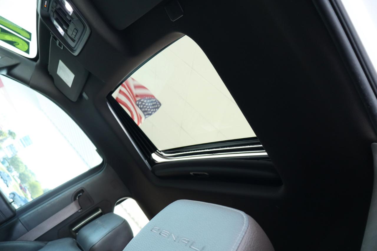 GMC Sierra 3500HD 4WD Crew Cab 172" Denali 2021