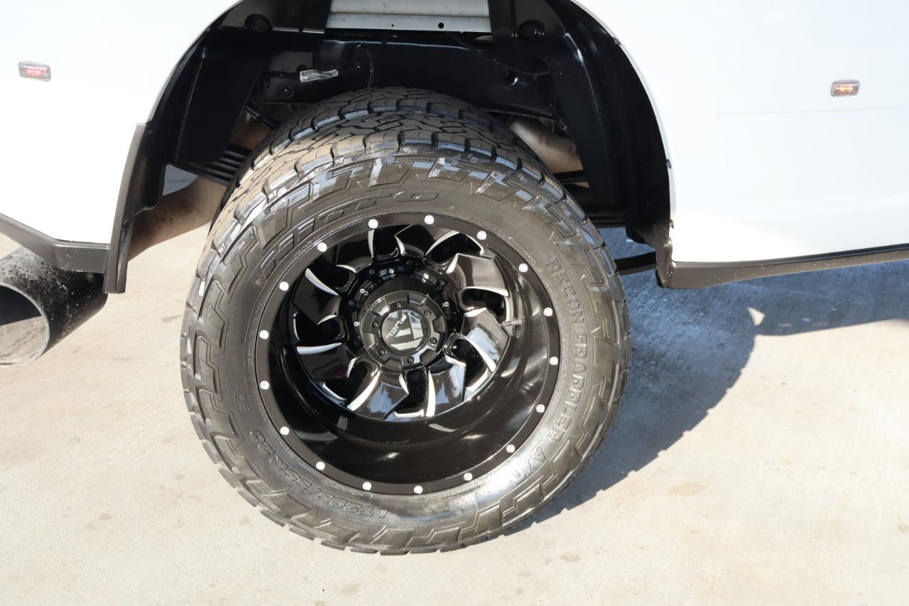 RAM 3500 Tradesman 4x4 Crew Cab 8' Box 2022