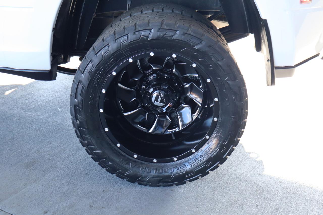 RAM 3500 Tradesman 4x4 Crew Cab 8' Box 2022