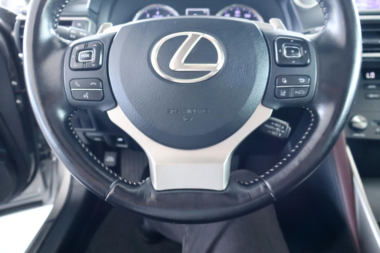 Lexus IS IS 300 RWD 2020