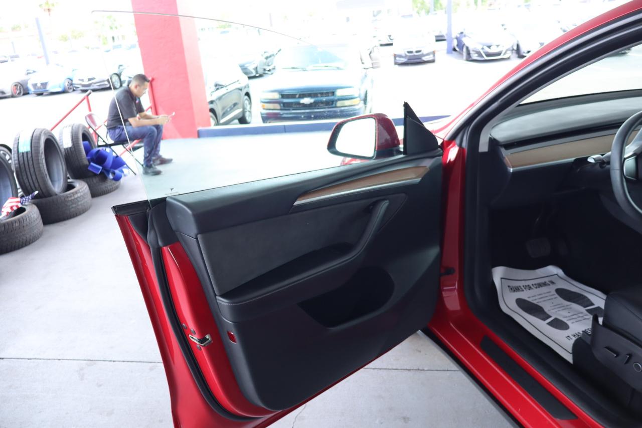 Tesla Model Y Long Range AWD 2023