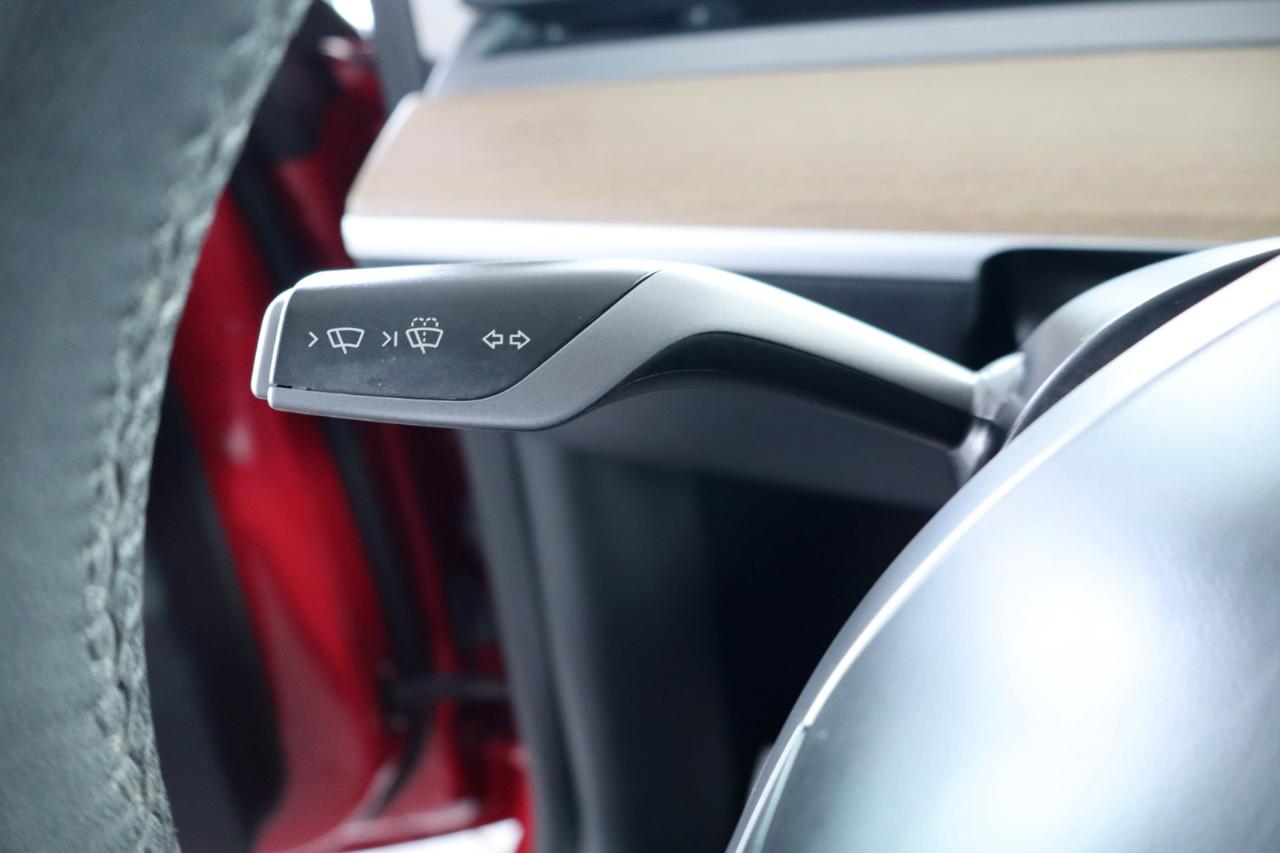 Tesla Model Y Long Range AWD 2023