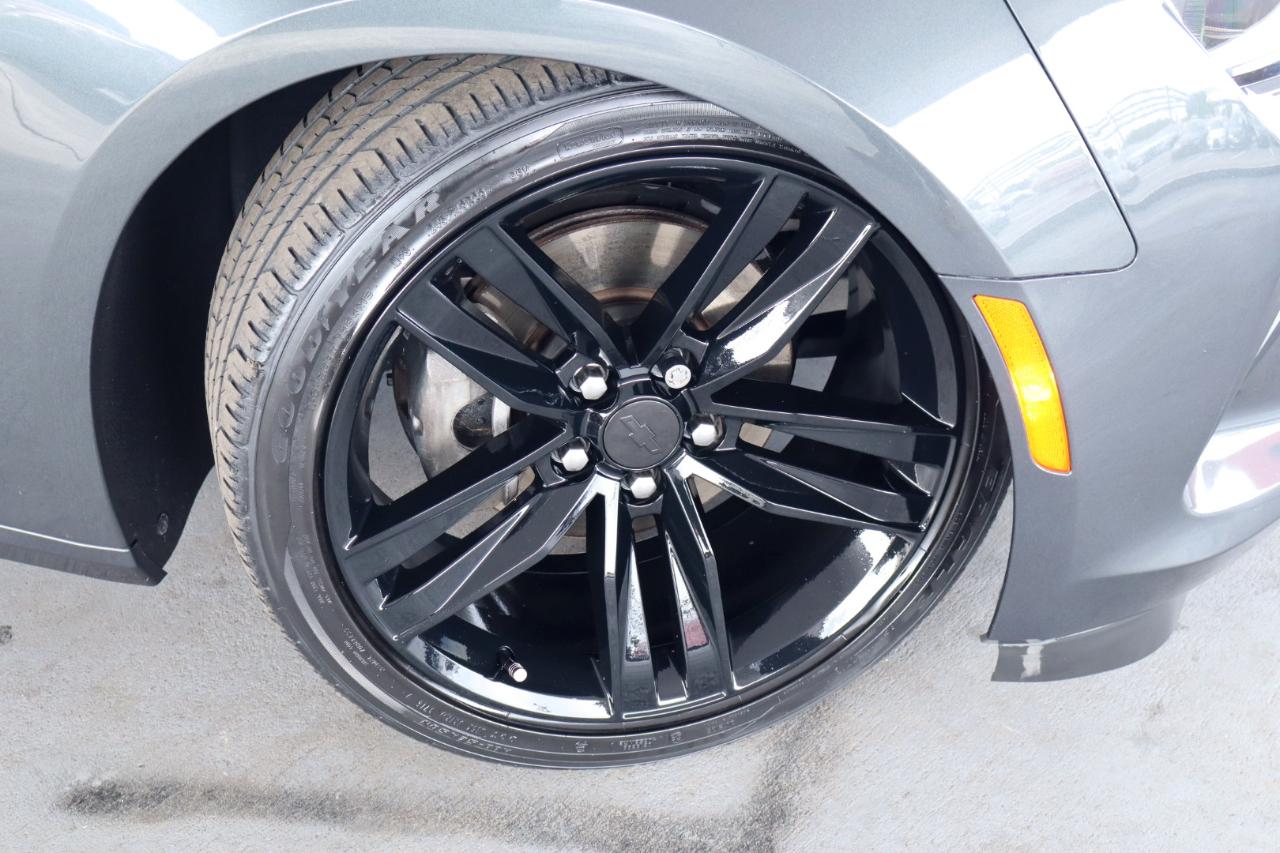 Chevrolet Camaro 2dr Cpe 1LT 2017