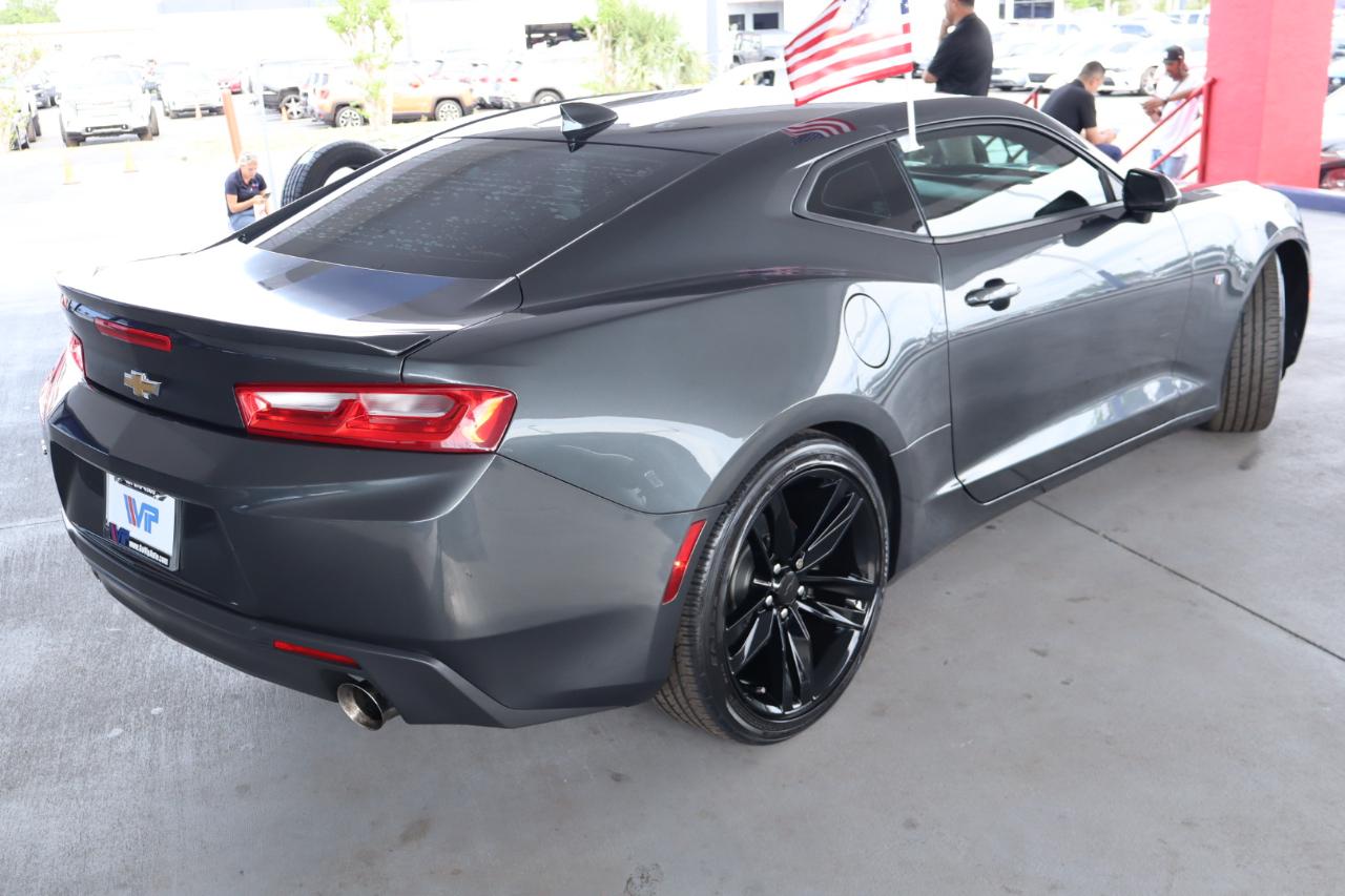 Chevrolet Camaro 2dr Cpe 1LT 2017