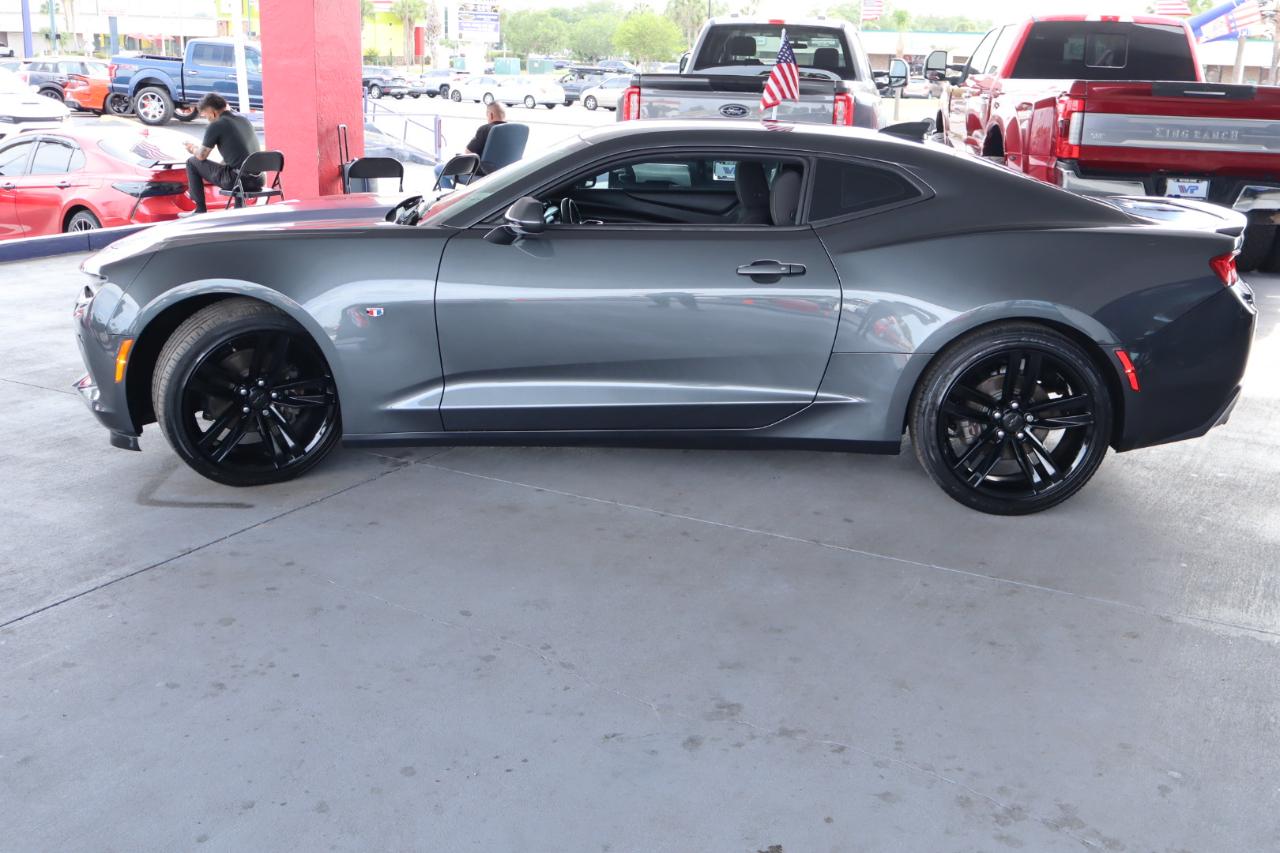 Chevrolet Camaro 2dr Cpe 1LT 2017