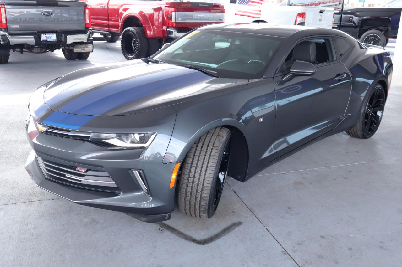 Chevrolet Camaro 2dr Cpe 1LT 2017