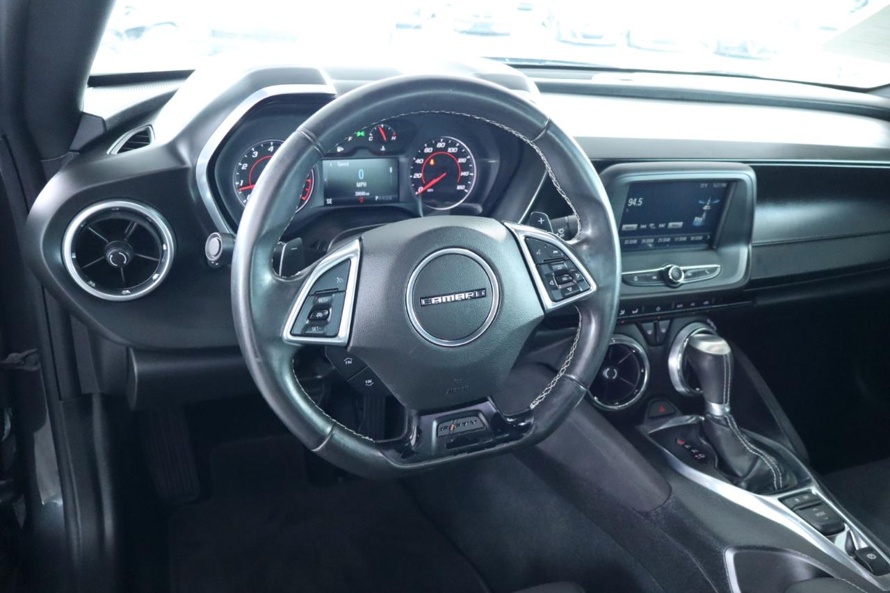 Chevrolet Camaro 2dr Cpe 1LT 2017