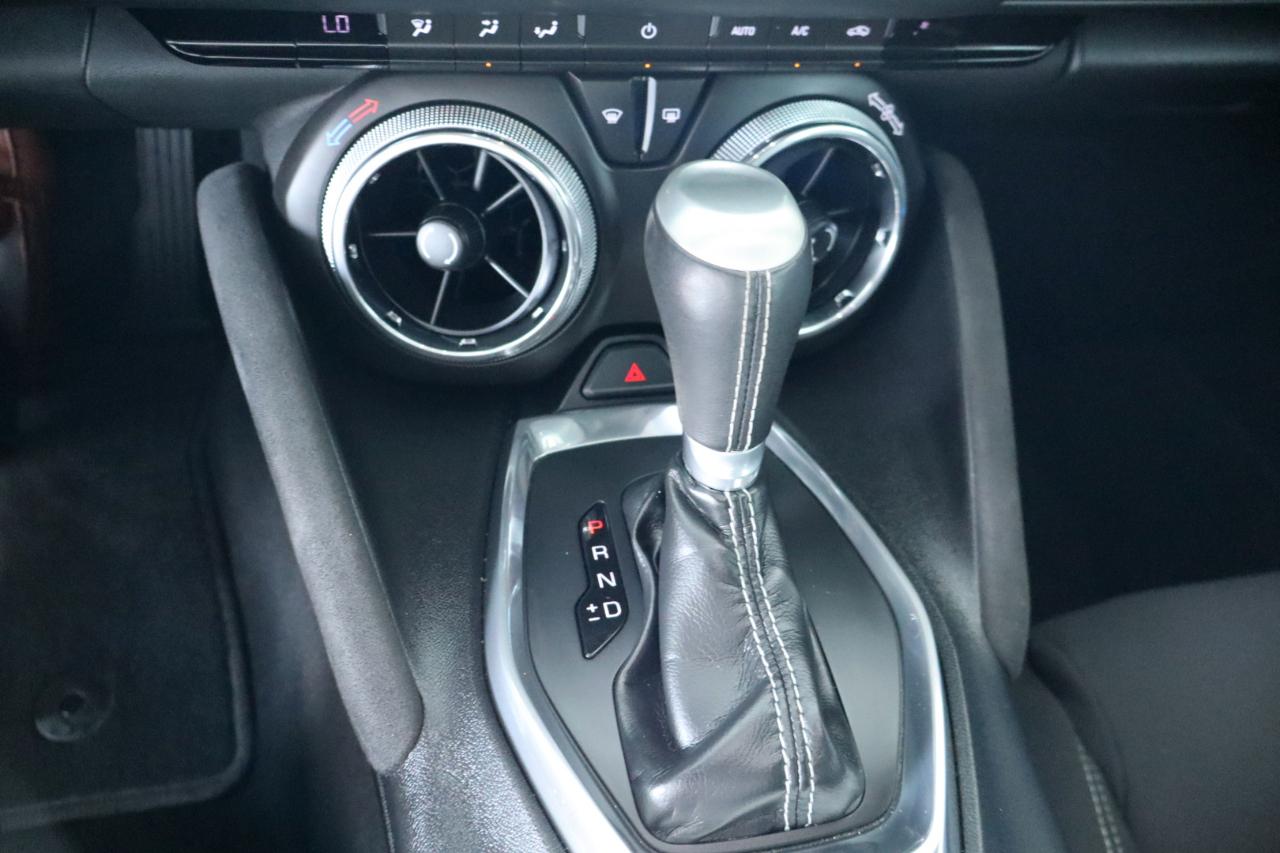 Chevrolet Camaro 2dr Cpe 1LT 2017